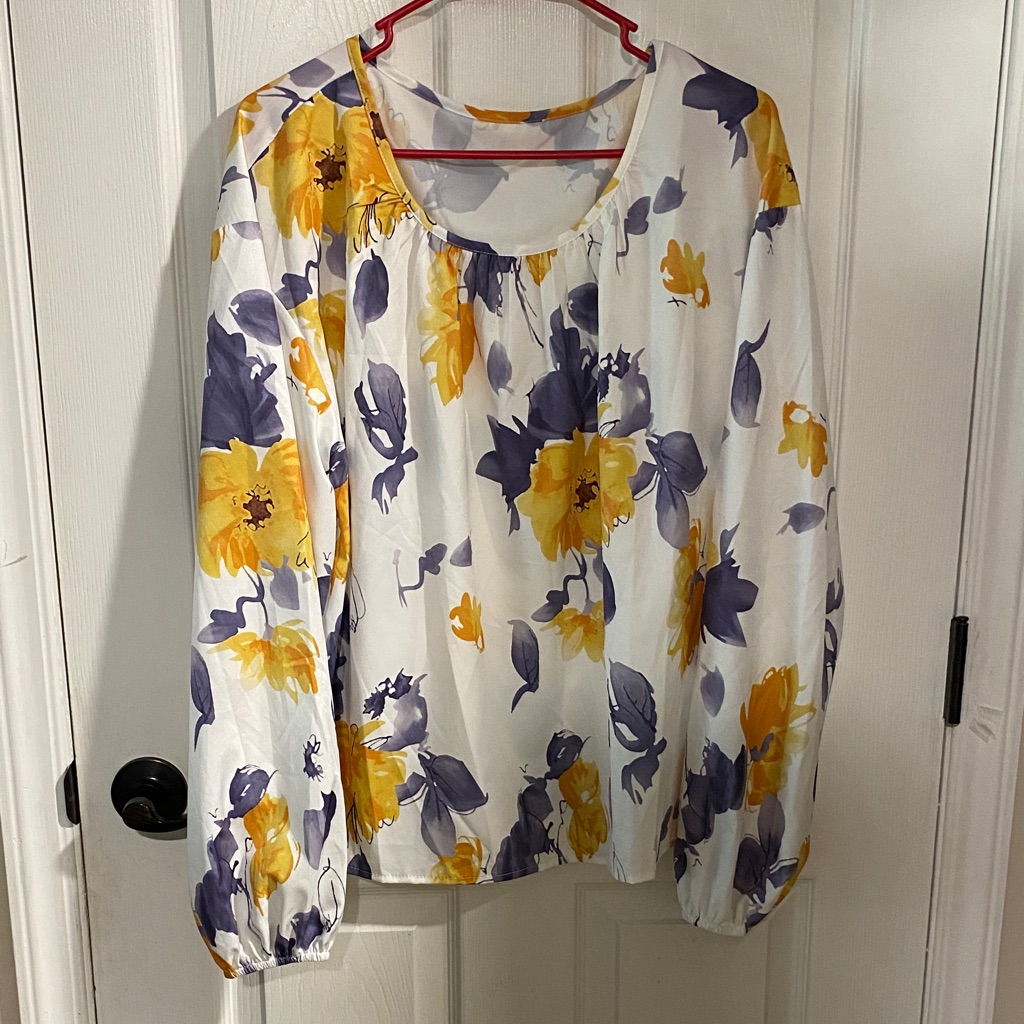 Nwot - Floral Print Women's Top - Yellow And Gray